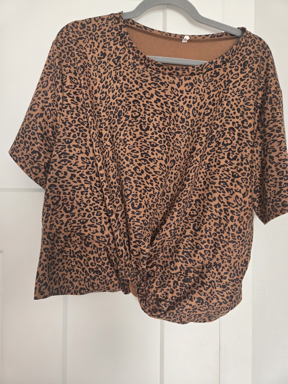 Leopard Print Twist-Front Short Sleeve Top - Brown/Black